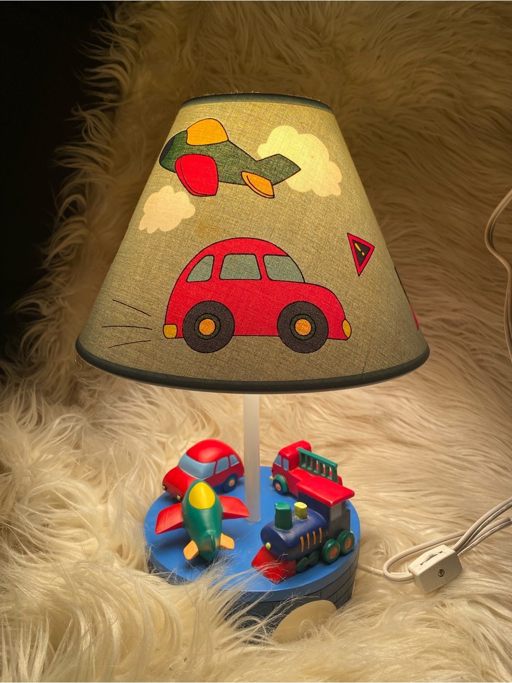 Kids vintage 2000’s car and truck lamp